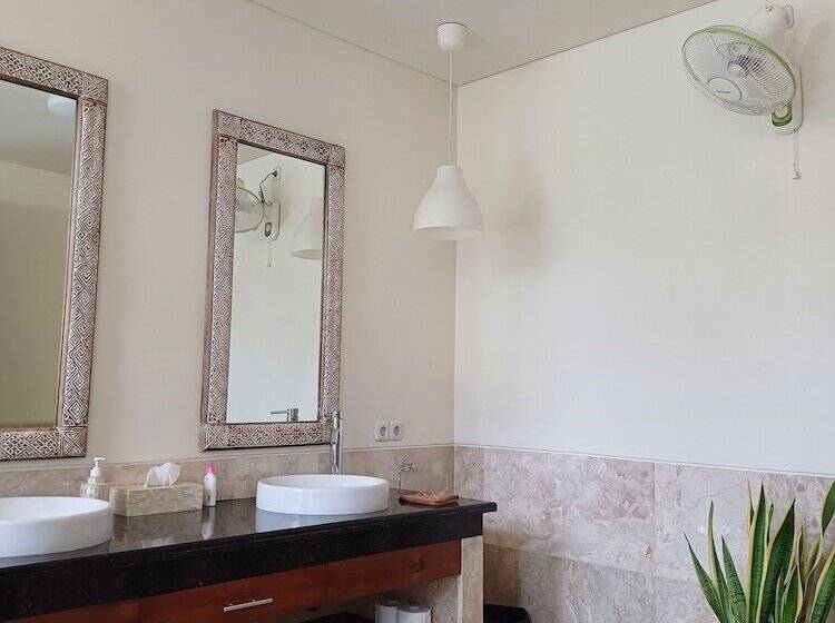 Номер Deluxe Кровать Кинг, Aloka Bahari Villas