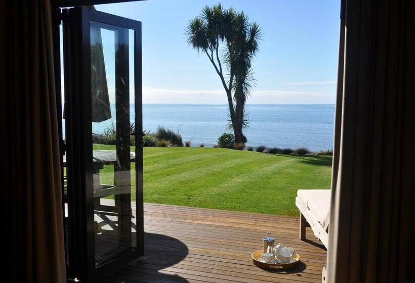 Бунгало Стандарт, Adrift In Golden Bay  Absolute Beachfront Villas