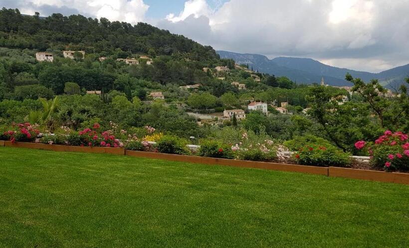 Номер Стандарт Вид на Горы, B&b L'estuve Provencale