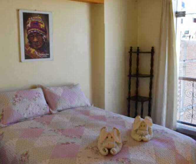 Номер Стандарт, Marlon S House Puno Peru