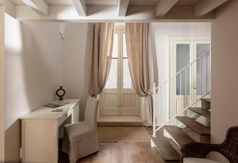 Трехместный Номер Deluxe, Don Alfonso Dimora D Epoca