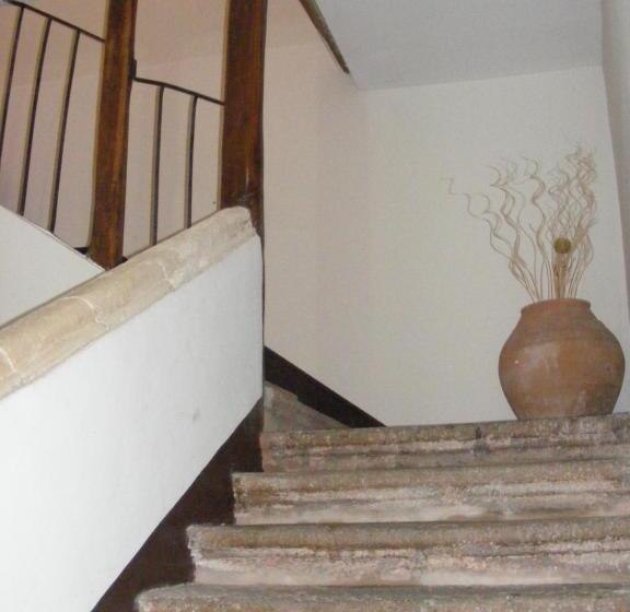 اتاق استاندارد سه نفره, L Antico Borgo