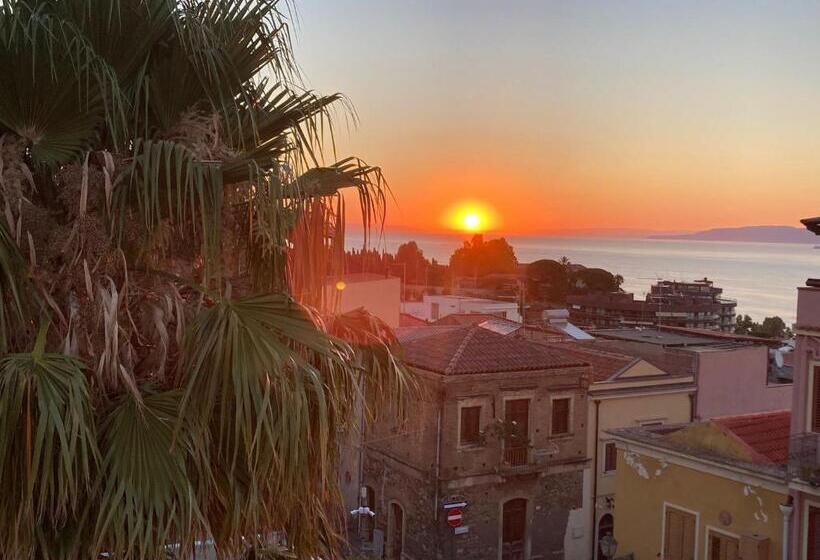 اتاق استاندارد سه نفره, L Antico Borgo