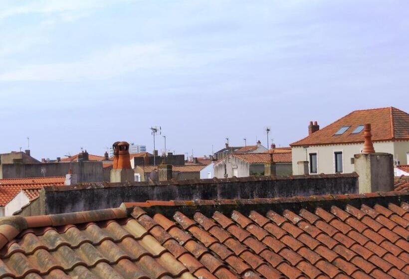 家庭间, Hôtel Les Embruns Sables D'olonne