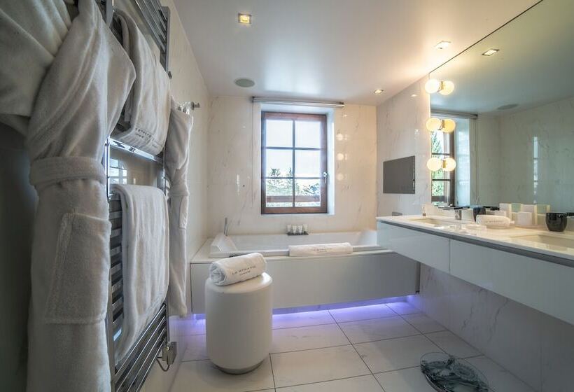 Номер Стандарт, Hôtel Le Strato
