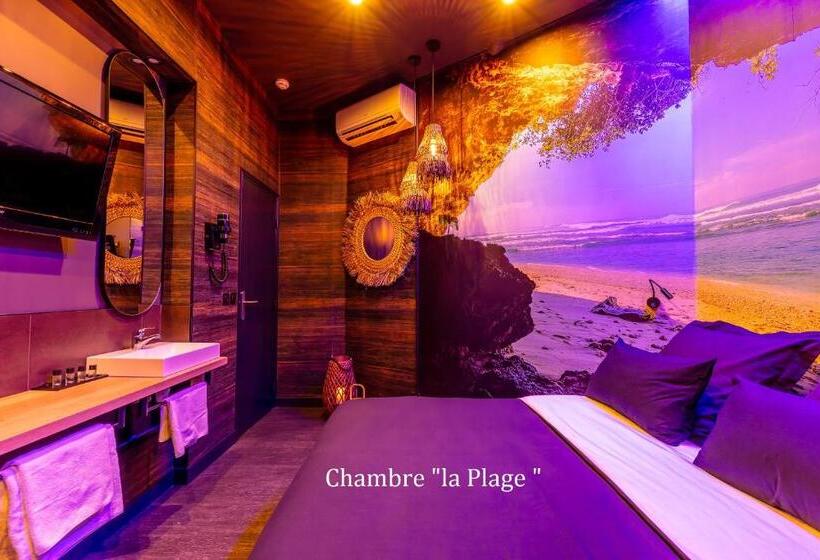 اتاق لوکس با وان آب گرم, Love Hôtel   Adults Only