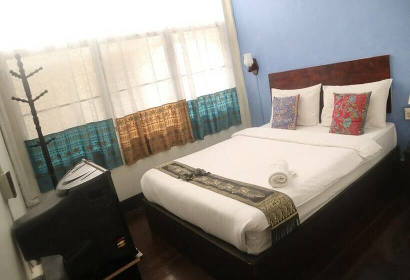 Номер Стандарт, Thaweesuk Heritage Homestay