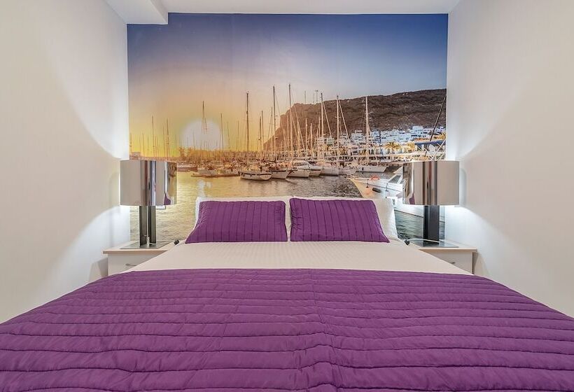プールビューのバルコニー付１ベッドルームアパート, Sol Mogan Suites - Adults Only