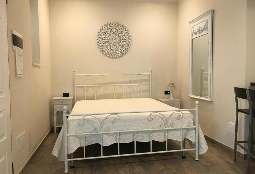 スタンダード４人部屋, Bed And Breakfast Sun Wine