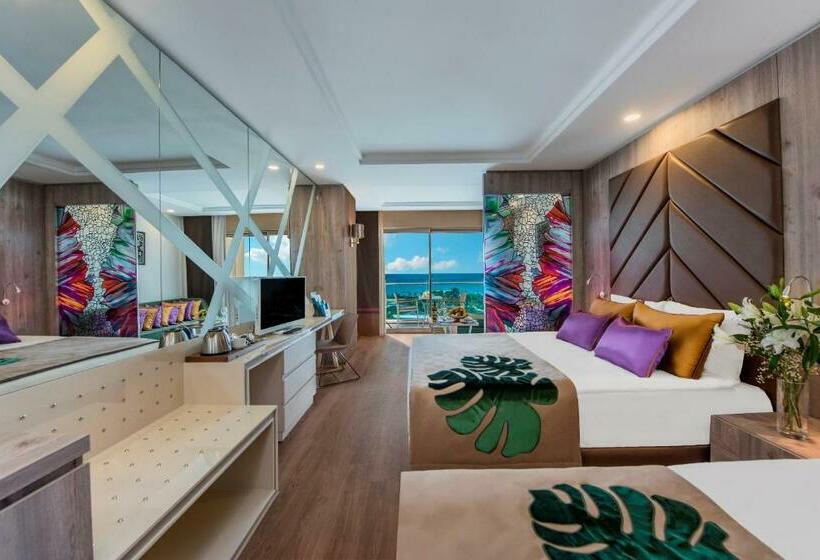 Pokój Standard Widok Boczny Morze, Delphin Be Grand Resort