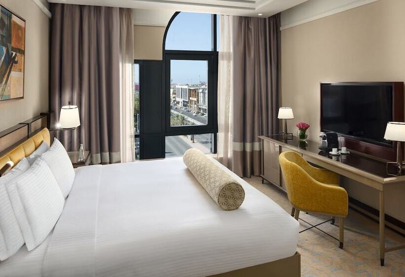 سوییت اجرایی, The Hotel Galleria Jeddah, Curio Collection By Hilton