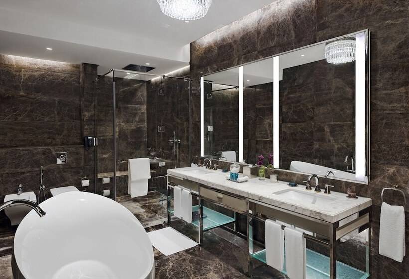 Номер Стандарт, The Hotel Galleria Jeddah, Curio Collection By Hilton