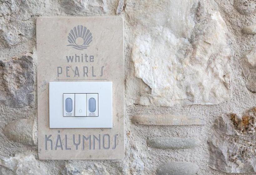 Номер Стандарт Вид на Море, White Pearls Luxury Suites   Adults Only