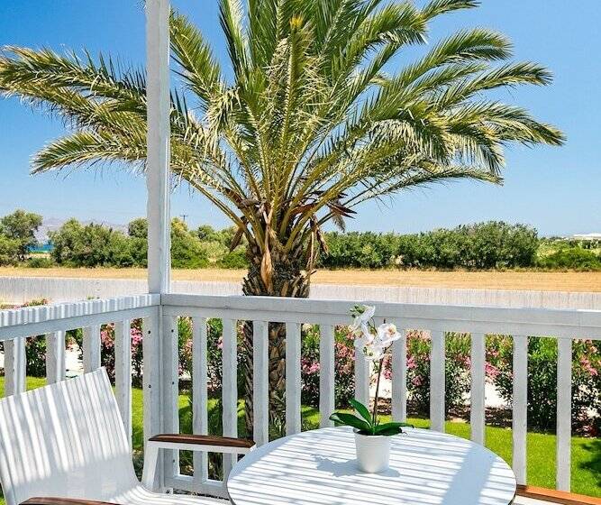 Полулюкс, White Pearls Luxury Suites   Adults Only