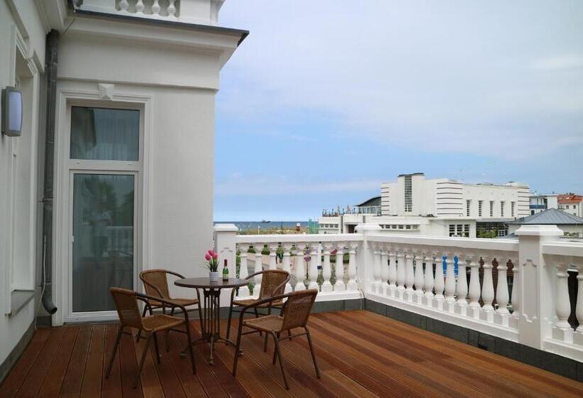 Полулюкс, Ostseehotel Warnemünde