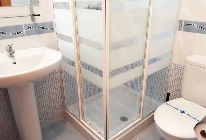 Апартаменты 3 Спальни, Apartamentos Neptuno 3000