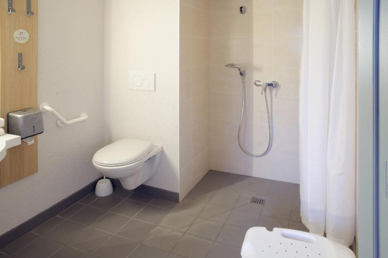 Номер Стандарт, B&b Hotel Angoulême