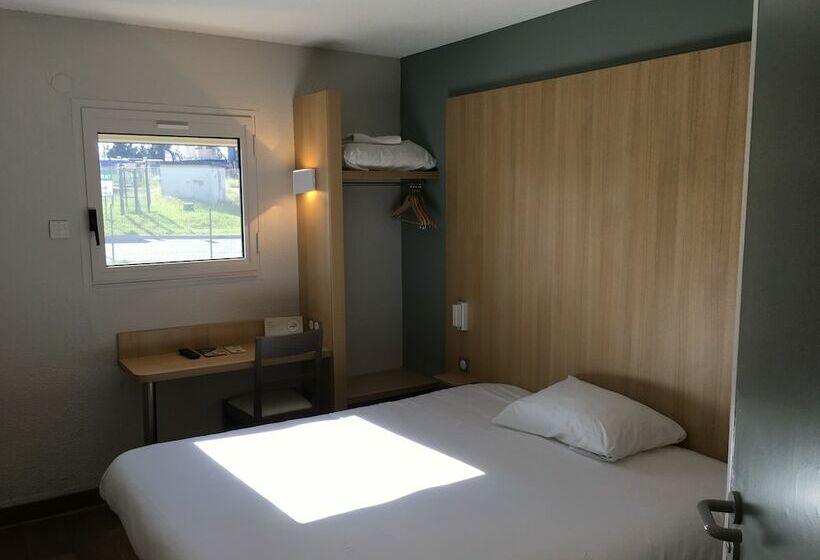 Номер Стандарт, B&b Hotel Angoulême