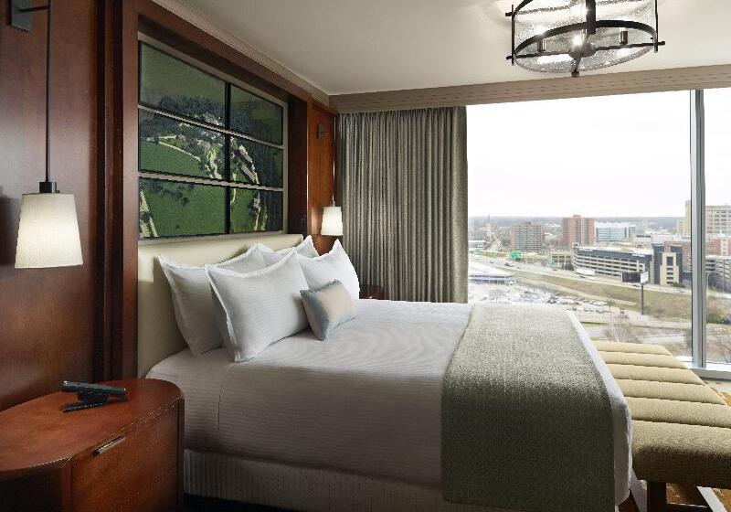 سوئیت با تخت بزرگ, Omni Louisville