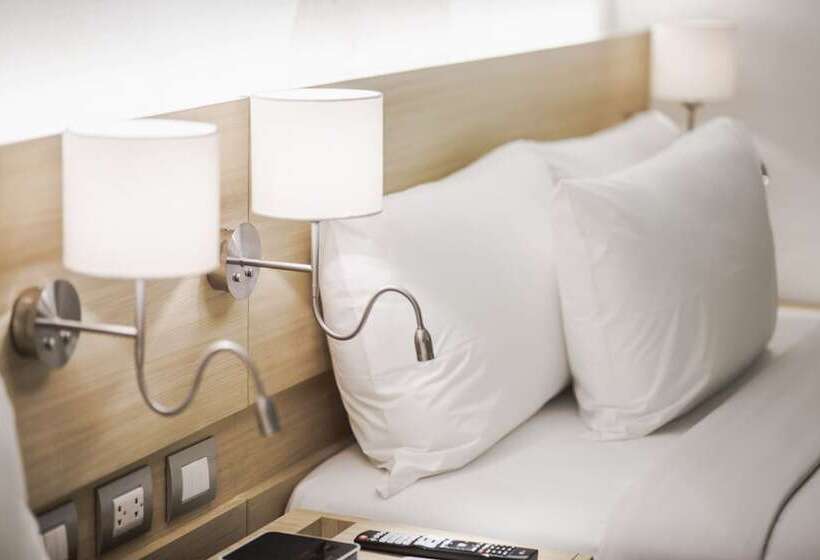 Пентхаус Люкс, Tryp By Wyndham Mall Of Asia Manila