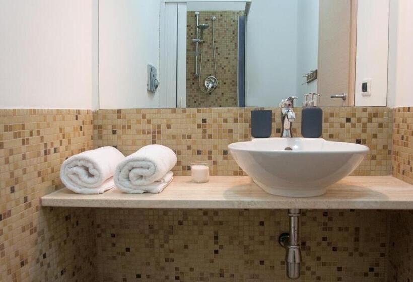 اتاق استاندارد چهار تخته, Guest House Del Lido