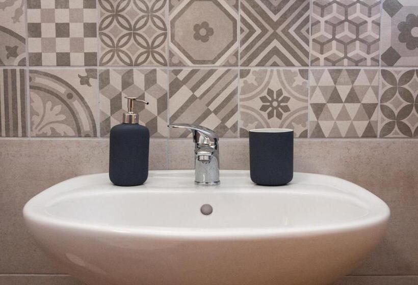 اتاق استاندارد سه نفره, Guest House Del Lido