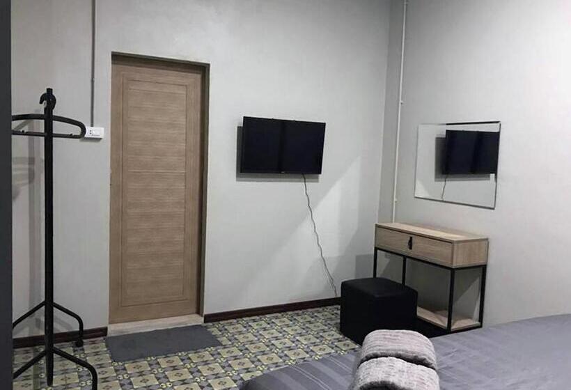 Номер Стандарт, Chato Hostel