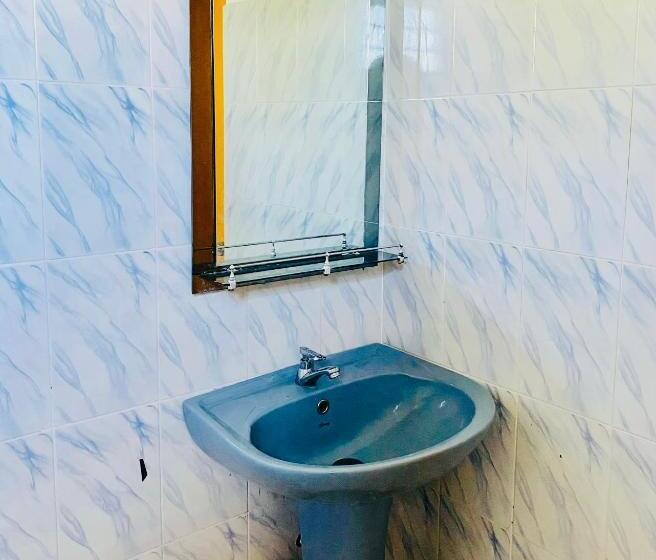 バルコニー付き１ベッドルームアパートメント, Hamba Hostel For Safari