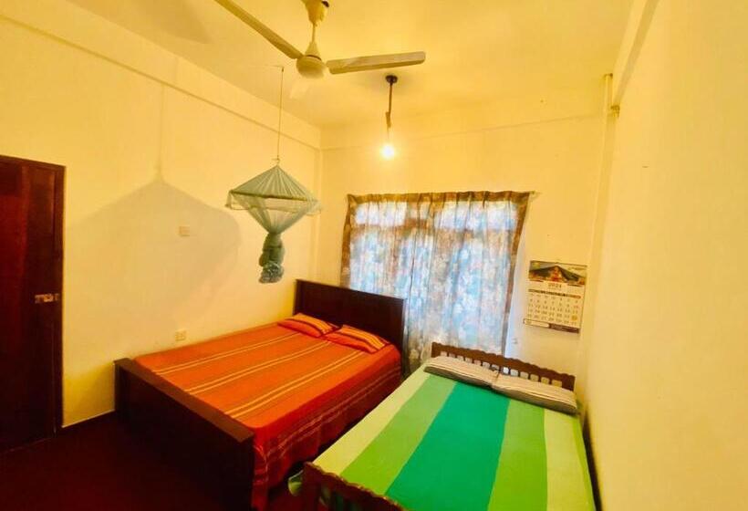 패밀리 룸, Hamba Hostel For Safari