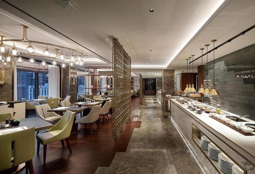 Полулюкс Президентский, Lotte Hotel Seoul Executive Tower