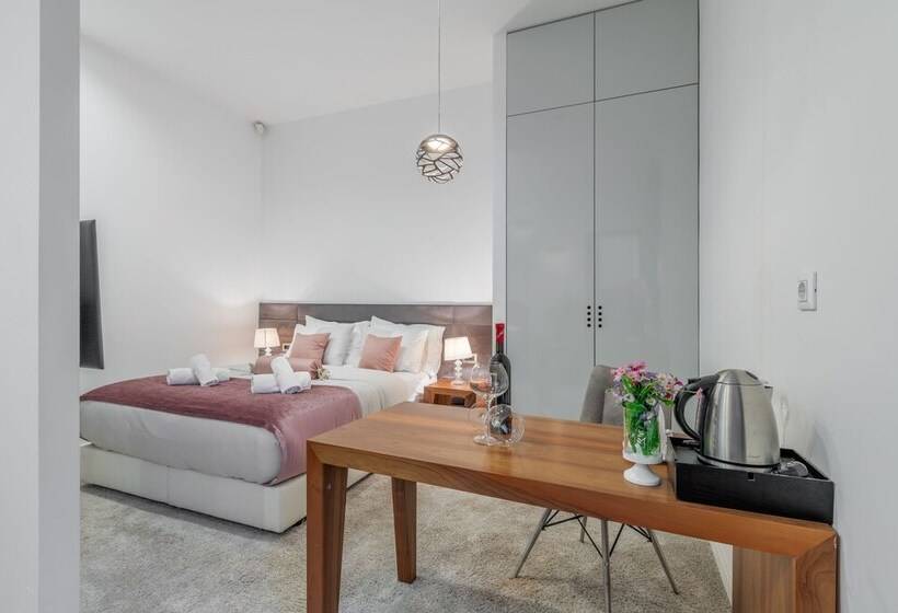 غرفة قياسية, Starlight Luxury Suites
