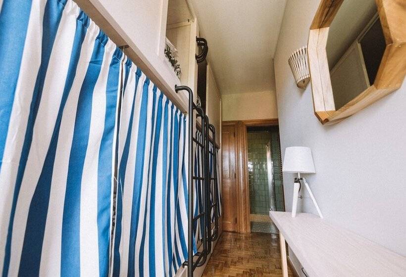 اتاق خانوادگی, Nice Way Cascais Hostel & Surf Camp