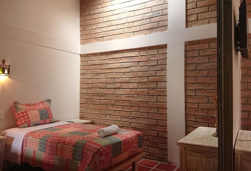 Трежместный Номер Economy, Villa Mimi