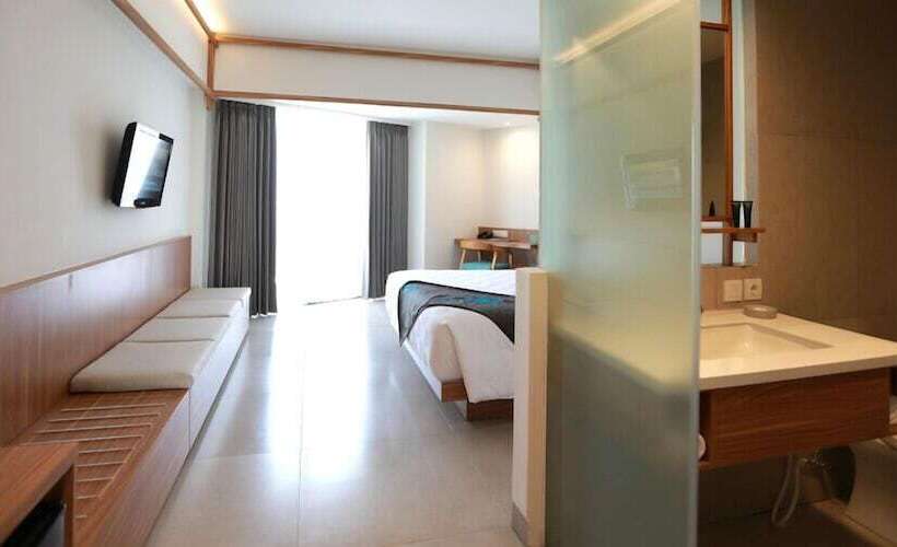 キングサイズベッドのエクゼクティブルーム, Illira Hotel Banyuwangi