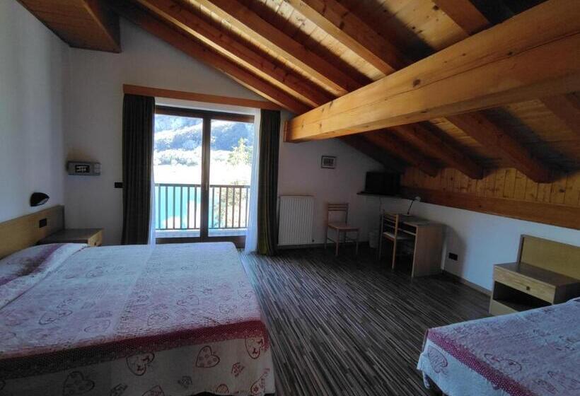 スタンダードトリプルルーム, Albergo Stella Alpina