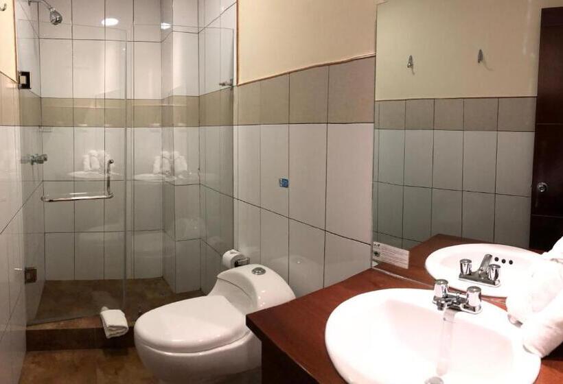スタンダードトリプルルーム, Floré Hotel Boutique Cuenca