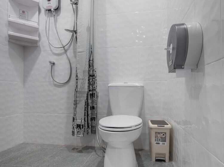 اتاق استاندارد, Tiny Taladnoi Hostel