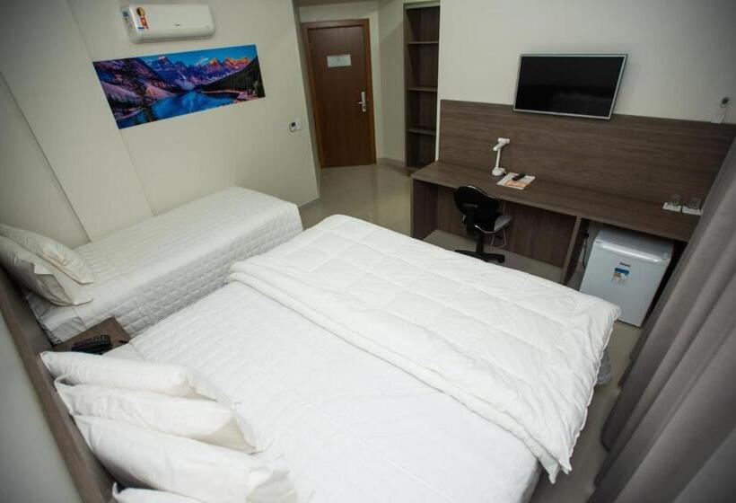 Трехместный Номер Deluxe, Sense Hotel Premium