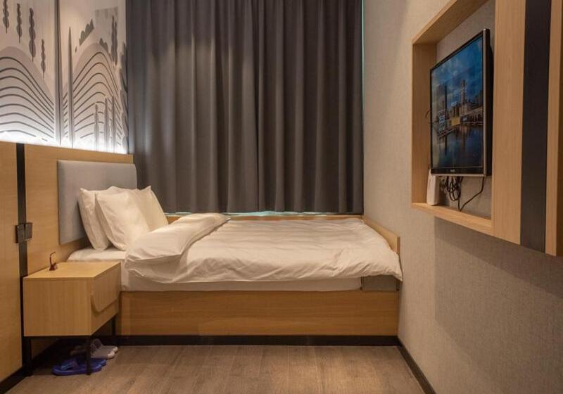 Номер Economy, Thank Inn Chain Hotel Hunan Huaihua Hecheng District South High Speed Rail Station