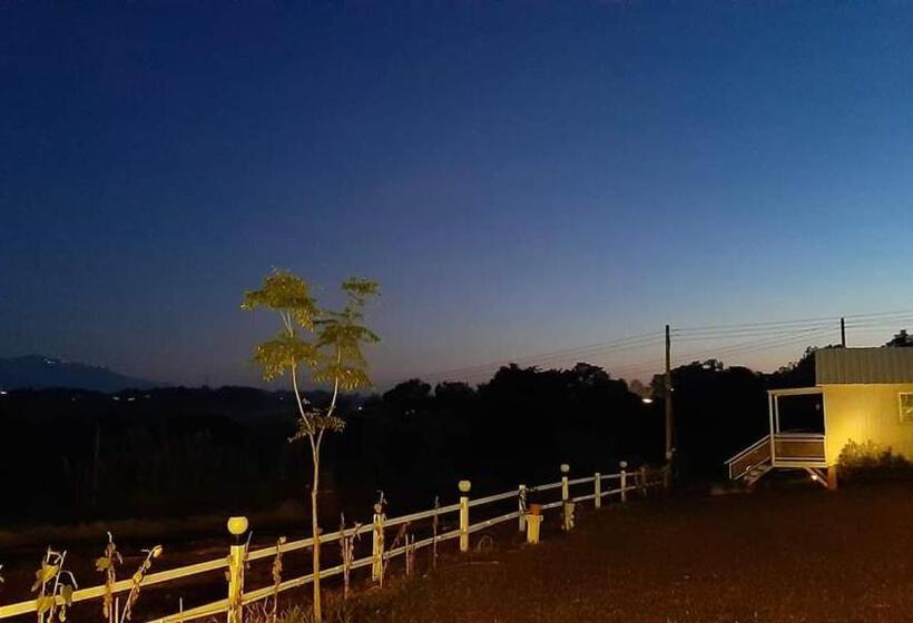 带大床的标准间, Khao Kho Overview Resort