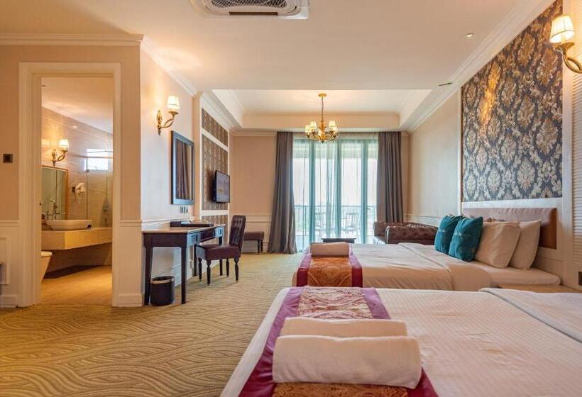 Номер Deluxe с Гидромассажем, Tasik Villa International Resort