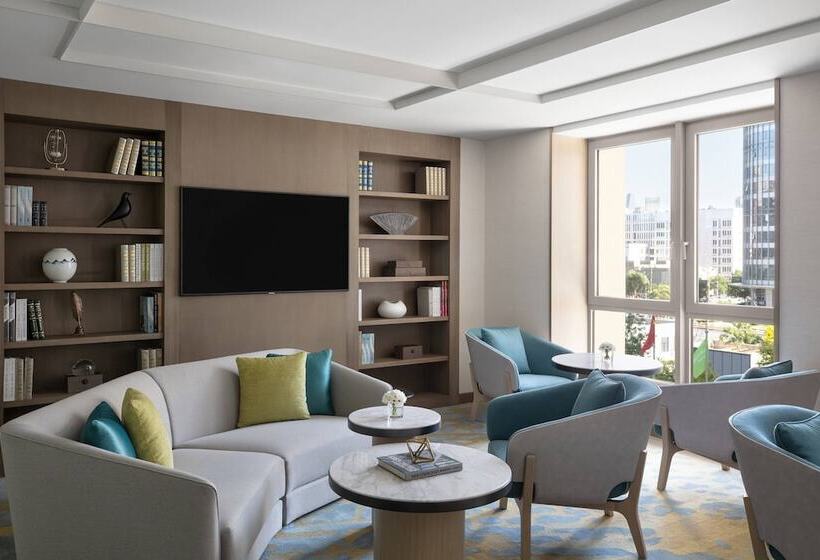 חדר אקזקיוטיב, Courtyard By Marriott Tianjin Hongqiao