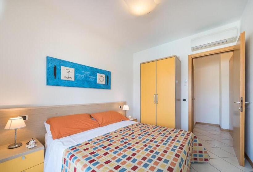 Appartement met 2 Slaapkamers, Villaggio Planetarium Resort