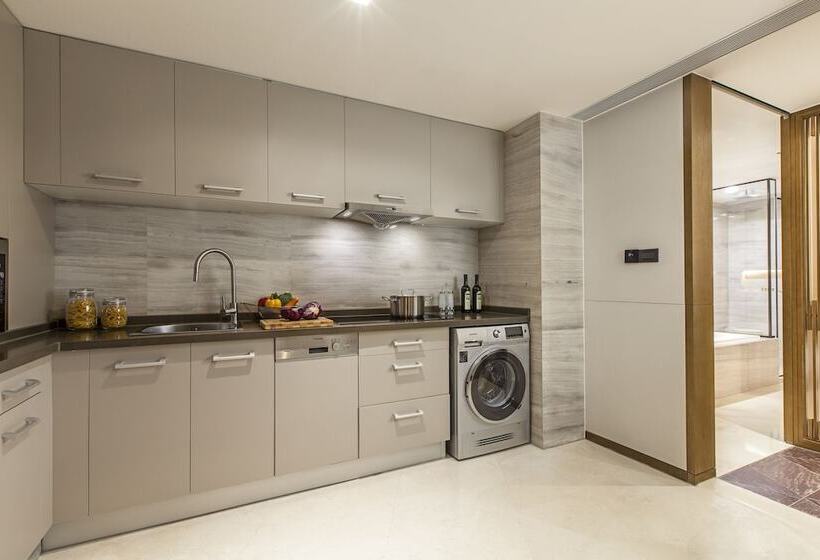 Студио Executive, Ascott Riverside Garden Beijing
