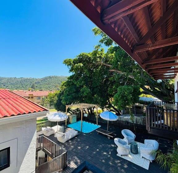 Номер Стандарт Вид на Бассейн, Bliss In The Bay Guesthouse