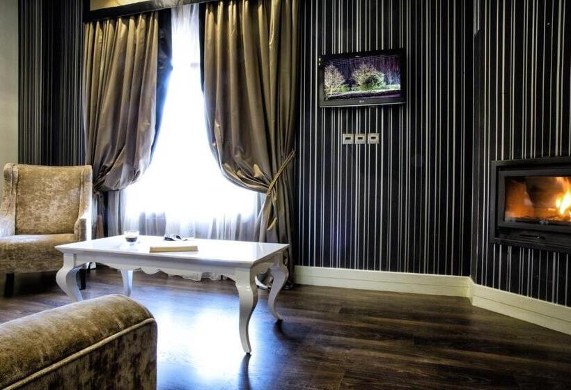 Президентский Люкс, Nymfasia Resort