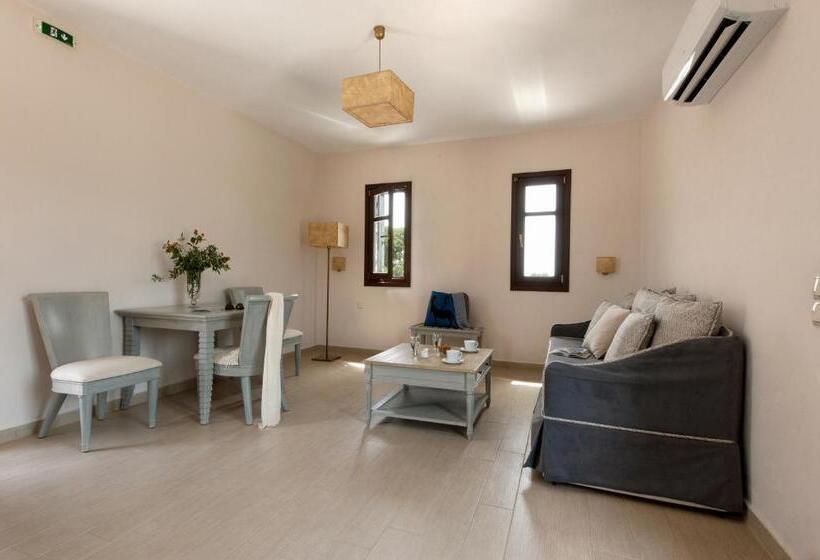 带1个卧室的带阳台的公寓, Kamares Villas