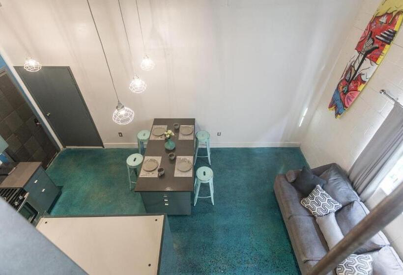 수피리어 스위트, House Of Trestles   Hostel