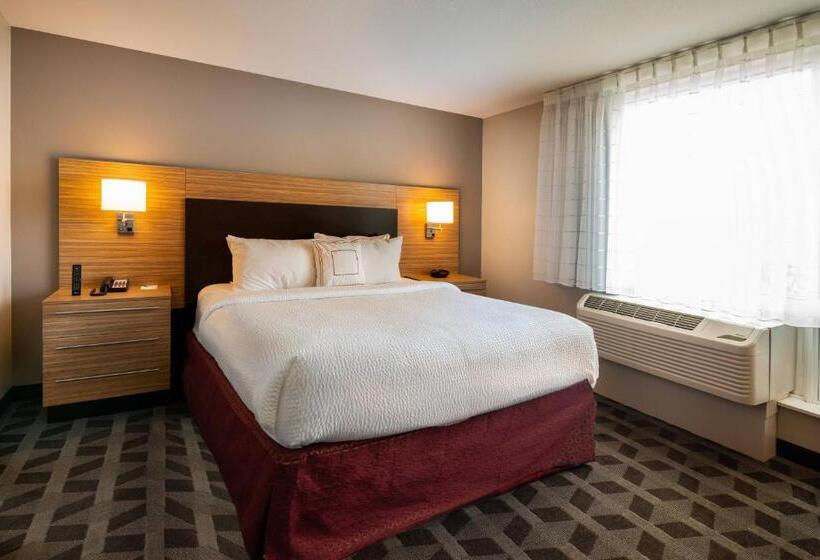 스탠다드 스튜디오 킹침대, Towneplace Suites By Marriott Milwaukee Oak Creek