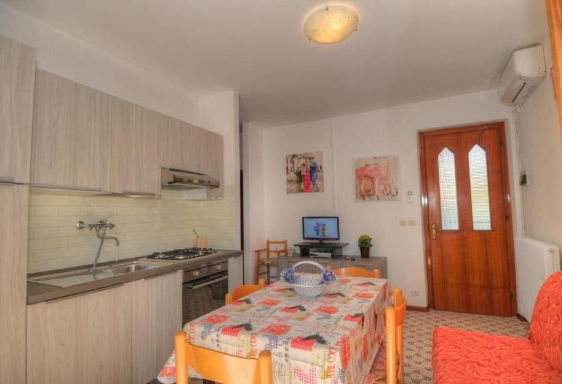 Апартаменты 1 Спальня, Residence Villa Laura